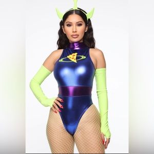 Alien costume! Includes green tights, headband, bodysuit, and long green gloves.
